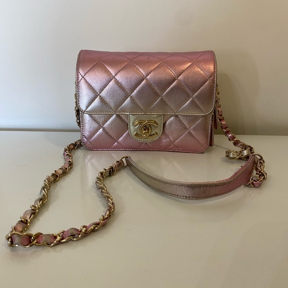 CHANEL ROSE GOLD METALLIC LAMBSKIN MINI SQUARE WITH GOLD HARDWARE Handbag - Picture 4 of 16